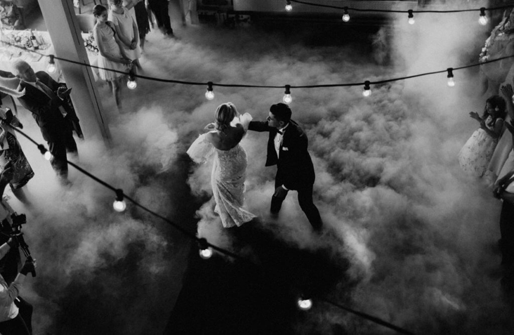 The wedding dance photo