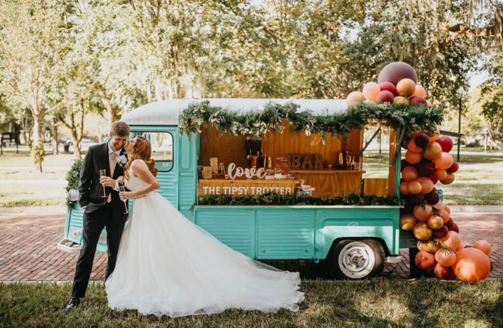 vintage mobile bar by The Tipsy Trotter