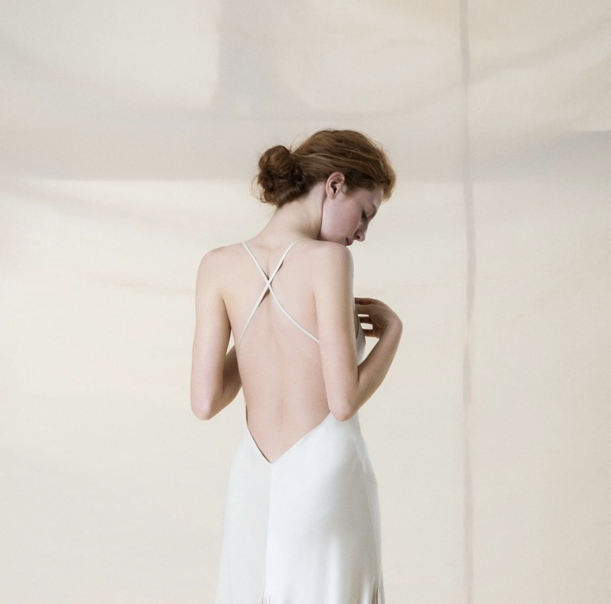 Bridal Gown Inspirations That Shows the Sexy Back